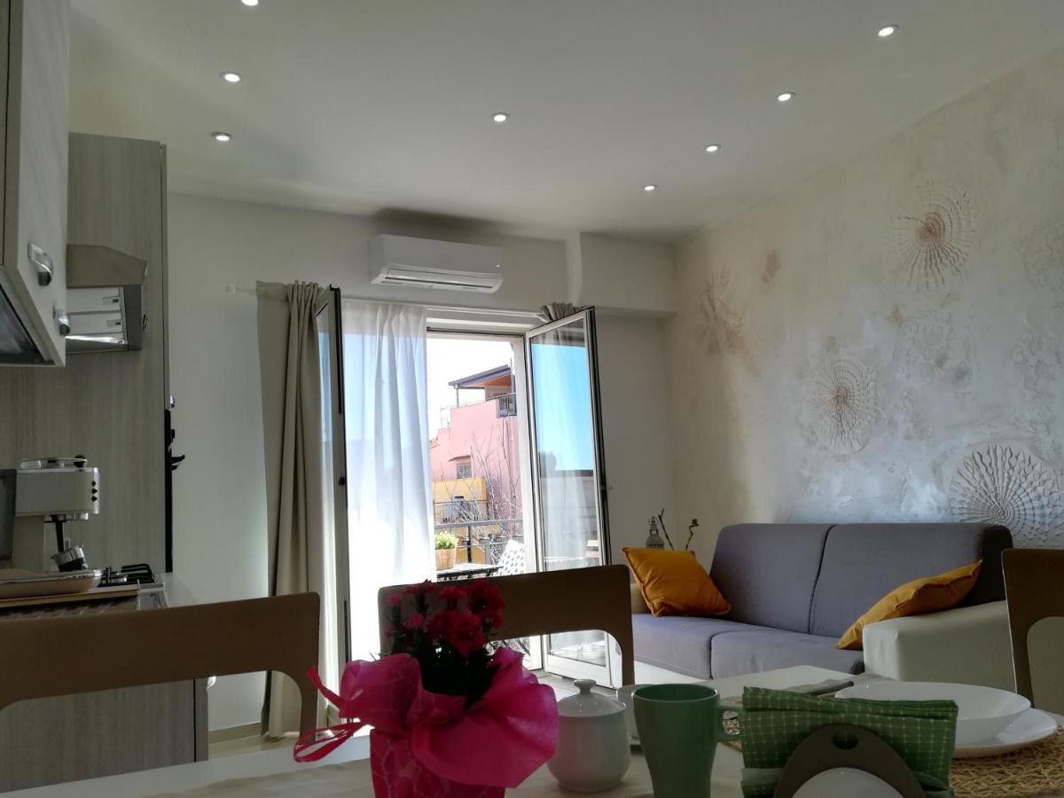 Sikelia Home Giardini-Naxos Buitenkant foto